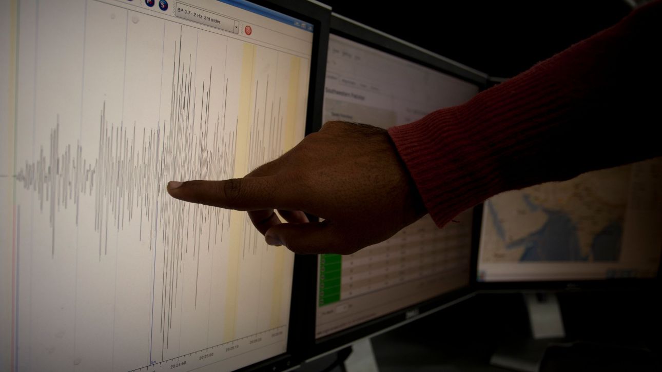 Ισχυρός σεισμός 6,5 Ρίχτερ στην Ινδονησία Ισχυρός σεισμός 6,5 Ρίχτερ στην Ινδονησία