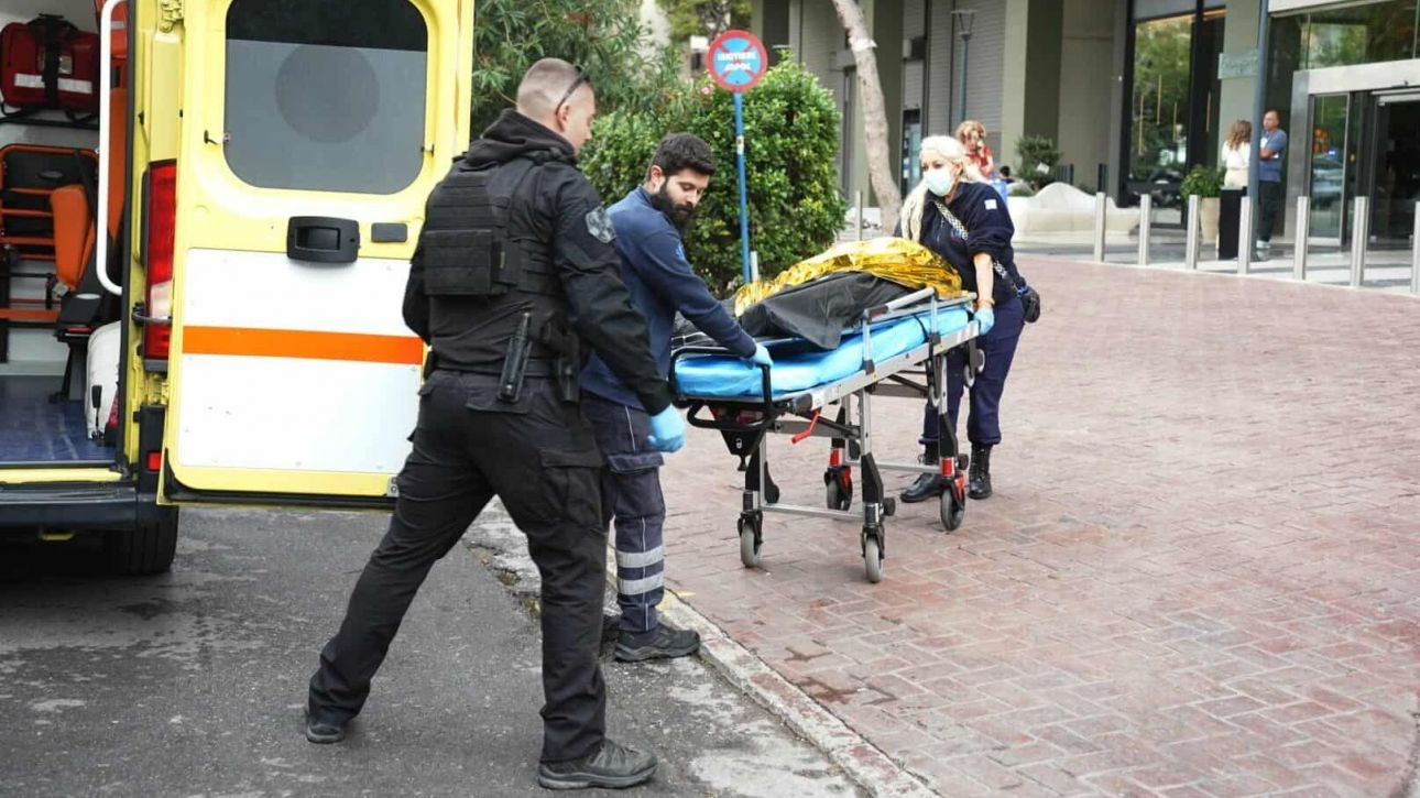 Συγκλονίζει μάρτυρας για την πτώση άνδρα από τον Πύργο «Απόλλων»: «Ακούσαμε ένα τεράστιο μπαμ» Συγκλονίζει μάρτυρας για την πτώση άνδρα από τον Πύργο «Απόλλων»: «Ακούσαμε ένα τεράστιο μπαμ»