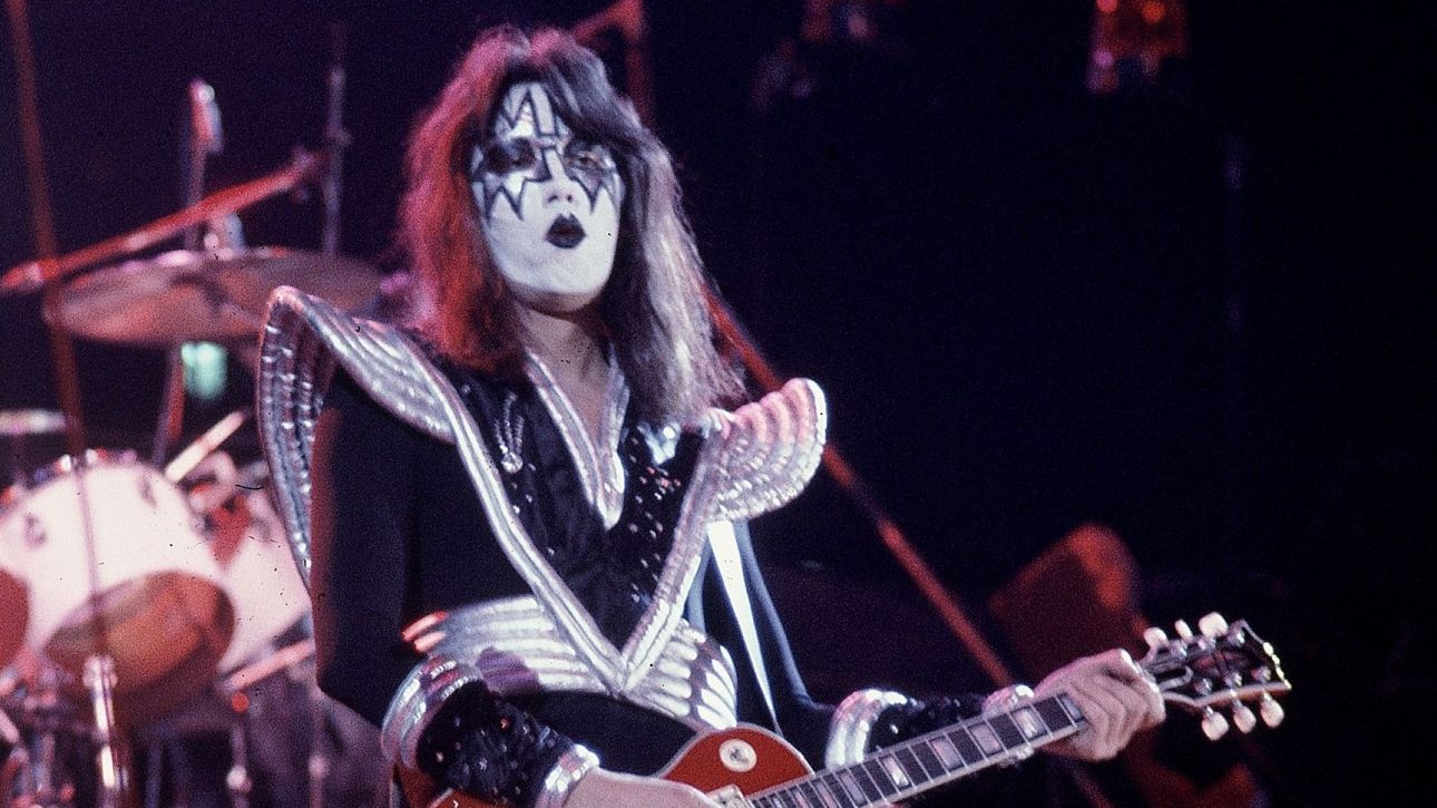 Ο Ace Frehley, ο αυθεντικός κιθαρίστας των Kiss, πέθανε στα 74 του