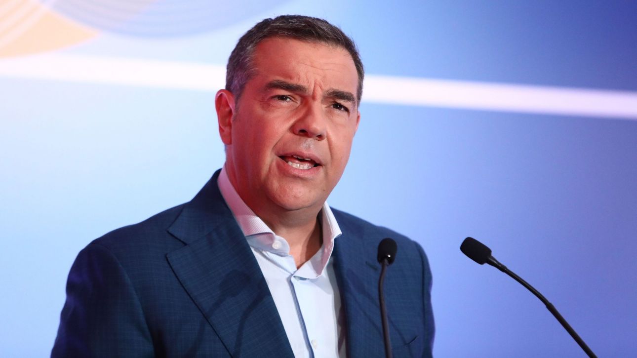 Τσίπρας κατά Μητσοτάκη: Συμπεριφέρεται ως ιδιοκτήτης του Άγνωστου Στρατιώτη
