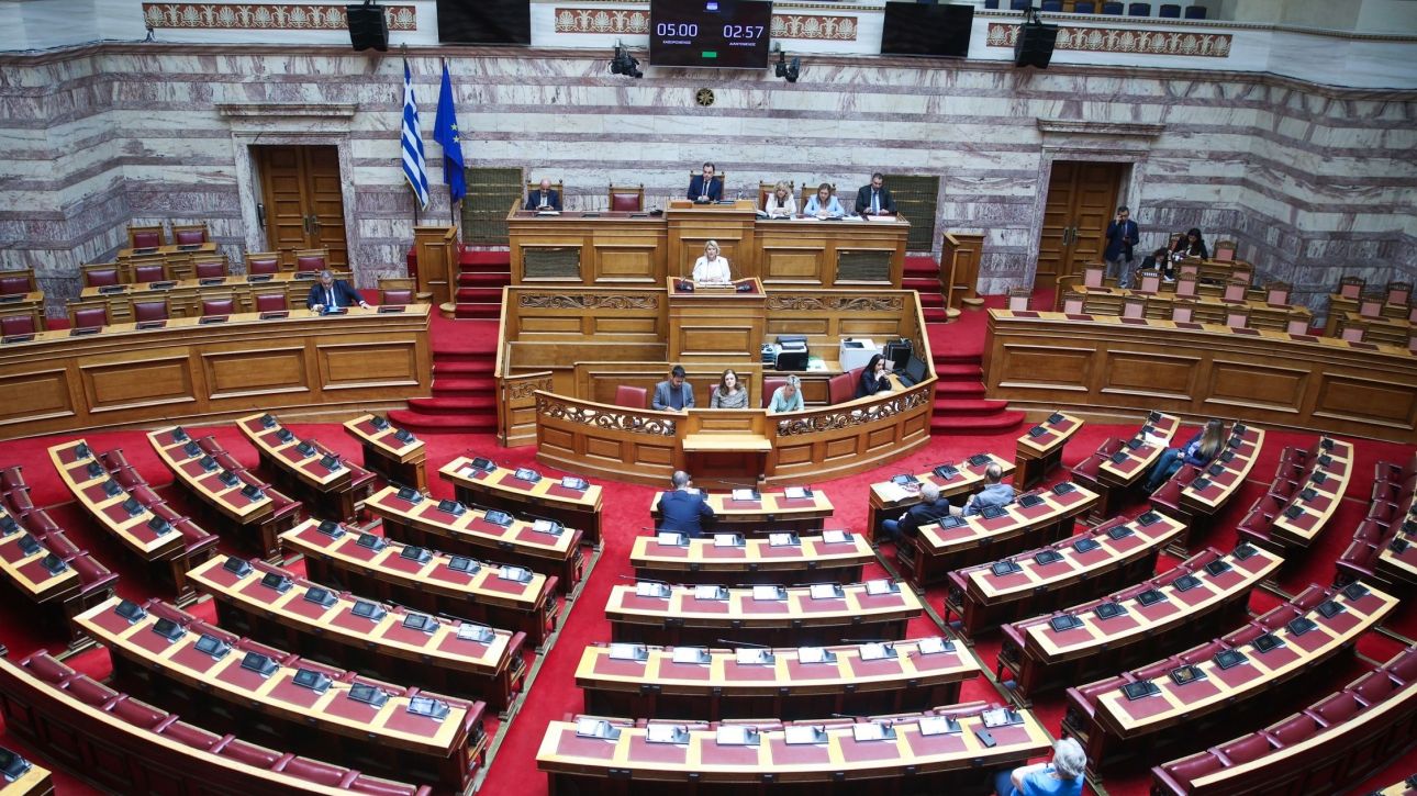 Την πρώτη εβδομάδα του Νοεμβρίου τίθεται σε ισχύ ο «χρονοκόφτης» στη Βουλή Την πρώτη εβδομάδα του Νοεμβρίου τίθεται σε ισχύ ο «χρονοκόφτης» στη Βουλή