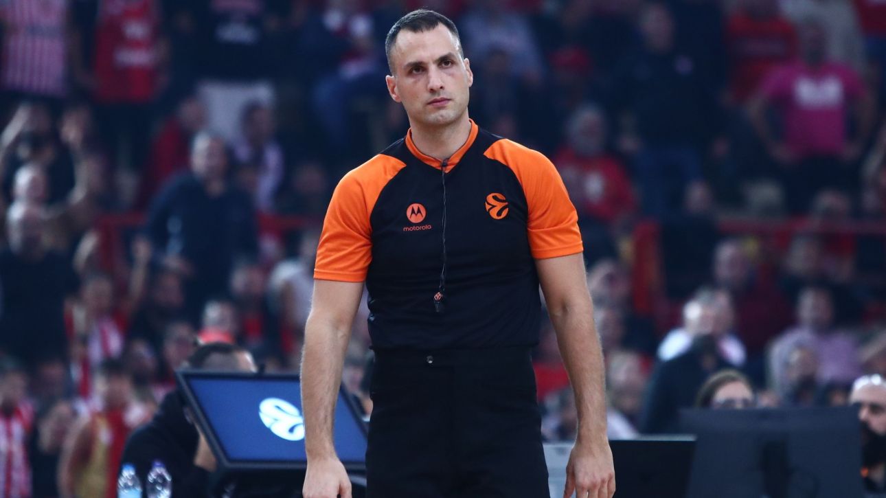 Συνελήφθη για συμμετοχή σε εγκληματική σπείρα ο διαιτητής Νίκολιτς: Βρέθηκαν 250.000 ευρώ σπίτι του Συνελήφθη για συμμετοχή σε εγκληματική σπείρα ο διαιτητής Νίκολιτς: Βρέθηκαν 250.000 ευρώ σπίτι του