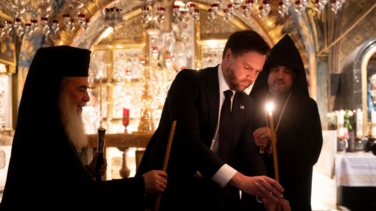«Ευλογία» – Η ανάρτηση του αντιπροέδρου των ΗΠΑ, Βανς ύστερα από την επίσκεψή του στον Πανάγιο Τάφο «Ευλογία» – Η ανάρτηση του αντιπροέδρου των ΗΠΑ, Βανς ύστερα από την επίσκεψή του στον Πανάγιο Τάφο