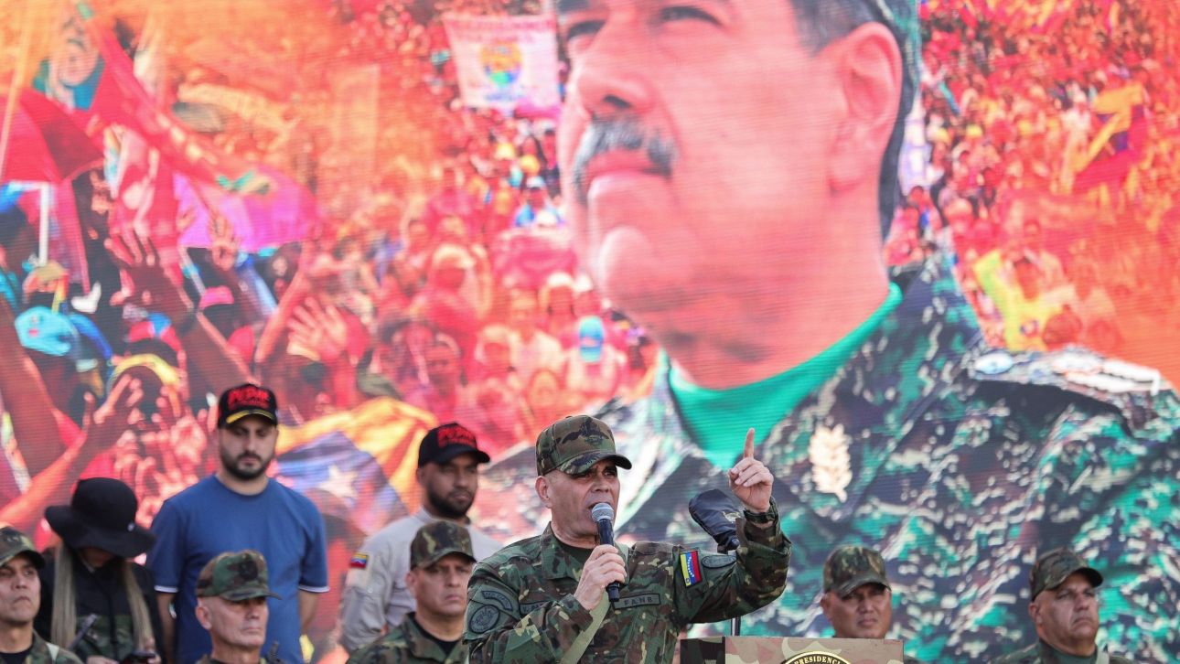 «Ποτέ ξανά σκλάβοι»: Το μήνυμα του στρατού της Βενεζουέλας στις ΗΠΑ