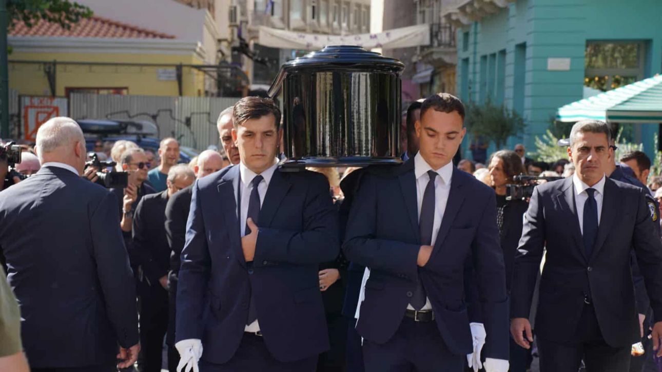 «Καλό ταξίδι»: Φόρος τιμής στον Διονύση Σαββόπουλο – Η Ελλάδα αποχαιρετά τον μεγάλο καλλιτέχνη «Καλό ταξίδι»: Φόρος τιμής στον Διονύση Σαββόπουλο – Η Ελλάδα αποχαιρετά τον μεγάλο καλλιτέχνη