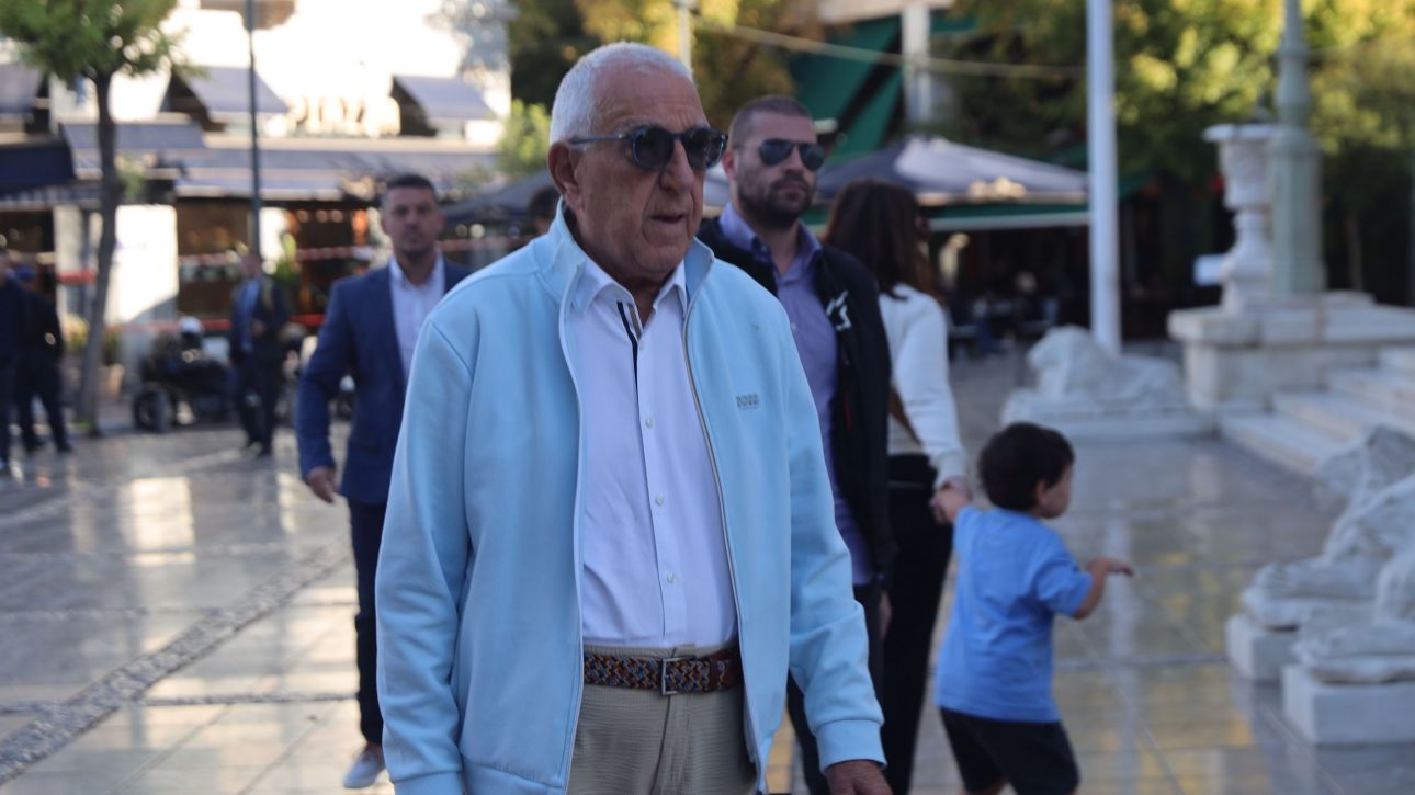 Νικήτας Κακλαμάνης για Σαββόπουλο: «Το ουδείς αναντικατάστατος δεν ισχύει» Νικήτας Κακλαμάνης για Σαββόπουλο: «Το ουδείς αναντικατάστατος δεν ισχύει»
