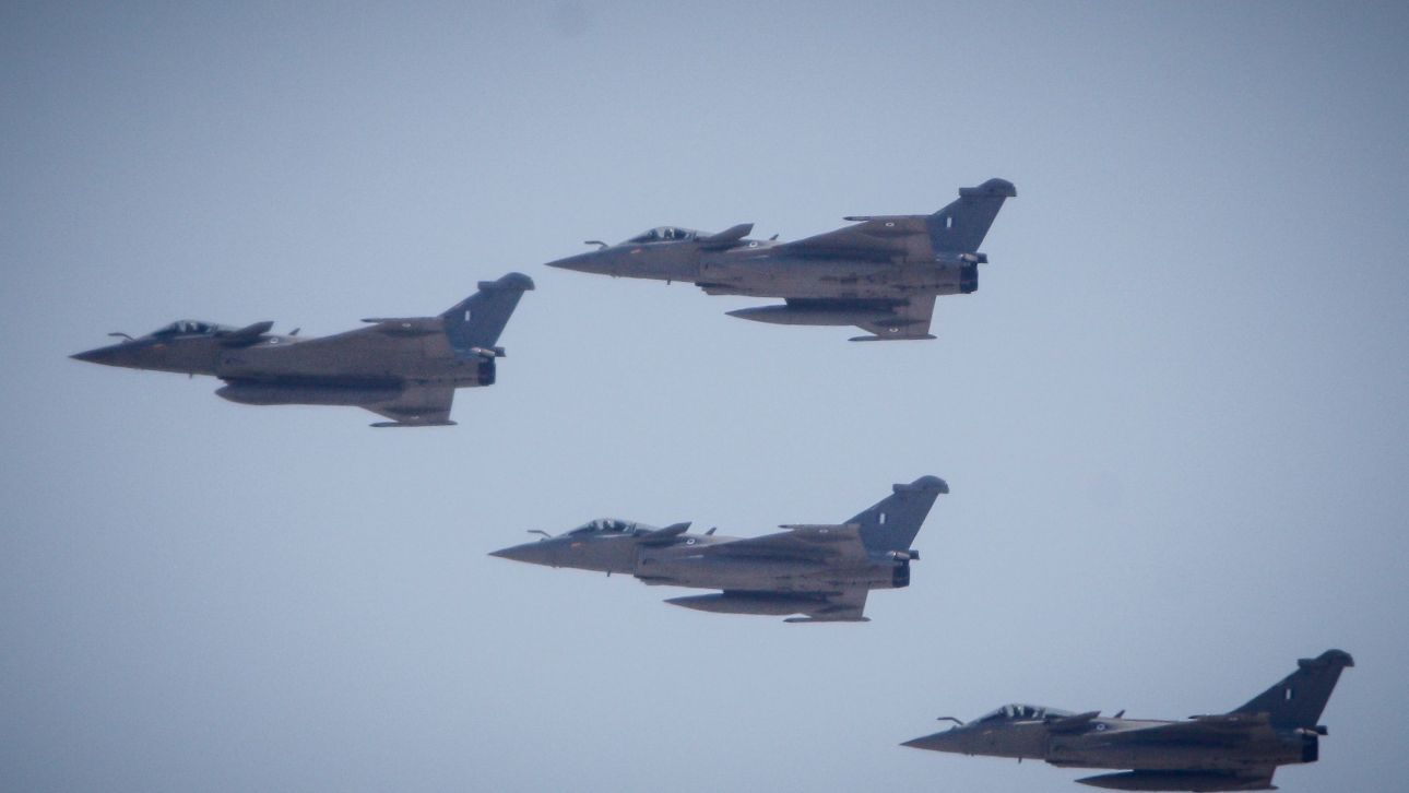 Βουλή: Εγκρίθηκε η επέκταση της σύμβασης υποστήριξης των μαχητικών αεροσκαφών Rafale