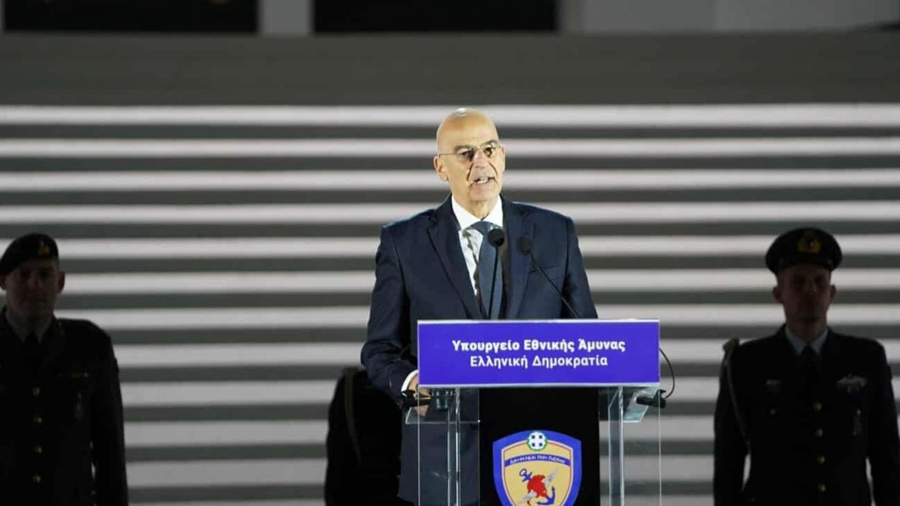 Δένδιας: «Θέμα χρόνου ο διαγωνισμός για τη συντήρηση του Αγνώστου Στρατιώτη» Δένδιας: «Θέμα χρόνου ο διαγωνισμός για τη συντήρηση του Αγνώστου Στρατιώτη»