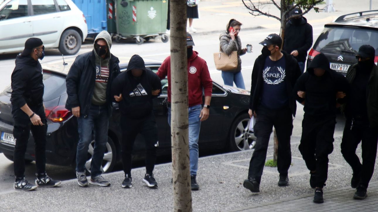 Θεσσαλονίκη: Οι συλληφθέντες για την δολοφονία του επιχειρηματία θέλουν να εκδοθούν στην Κύπρο Θεσσαλονίκη: Οι συλληφθέντες για την δολοφονία του επιχειρηματία θέλουν να εκδοθούν στην Κύπρο