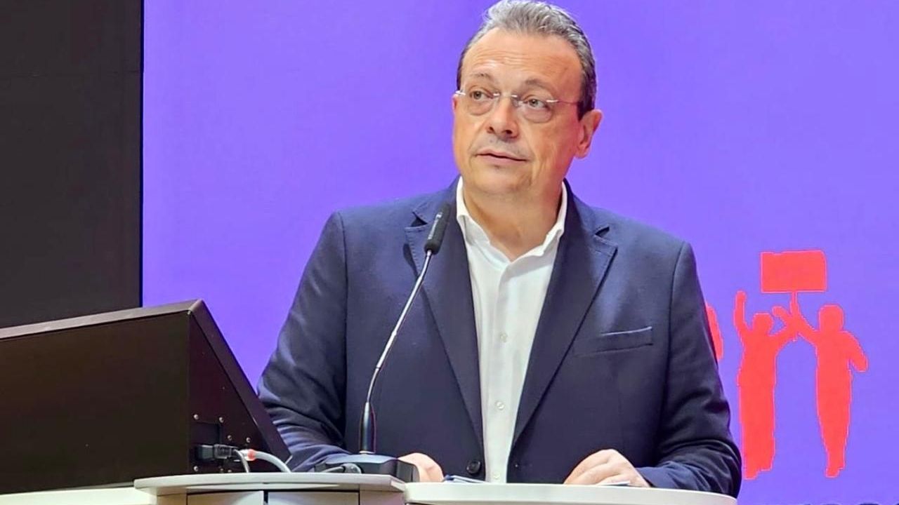 Φάμελλος: «Οι προοδευτικές και δημοκρατικές δυνάμεις πρέπει να ενωθούν» Φάμελλος: «Οι προοδευτικές και δημοκρατικές δυνάμεις πρέπει να ενωθούν»