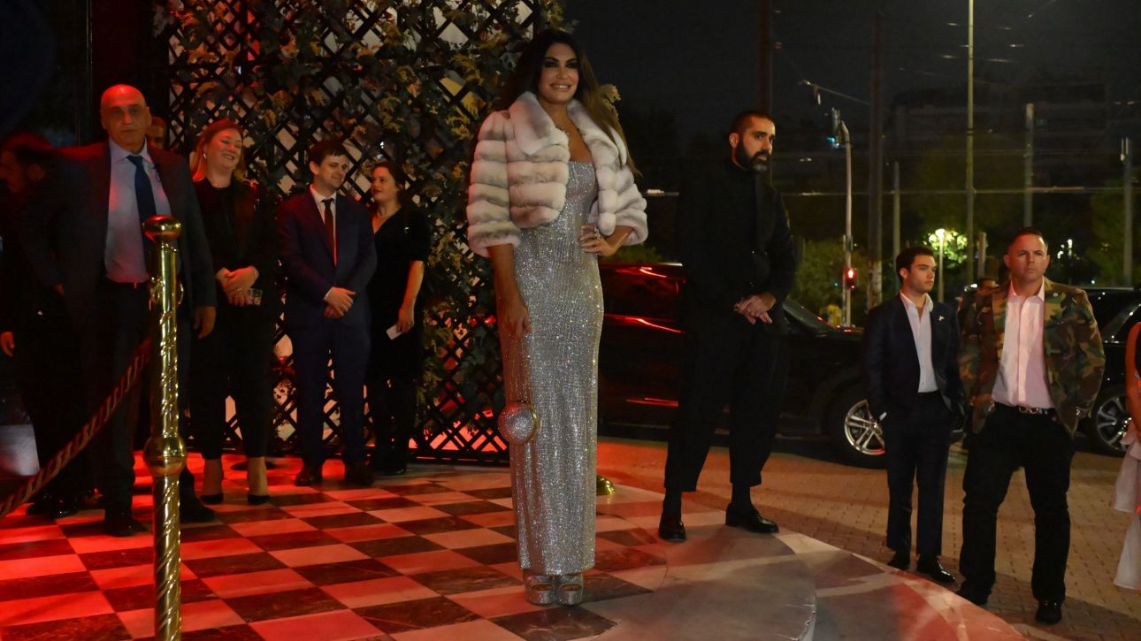 Νέα δημόσια εμφάνιση της Κίμπερλι Γκίλφοϊλ - Σε νυχτερινό κέντρο, παρουσία πολλών υπουργών