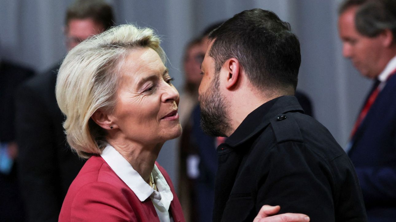 Επικοινωνία Φον ντερ Λάιεν – Ζελένσκι: «Αύριο εγκρίνεται πακέτο μέτρων για τη διεύρυνση»