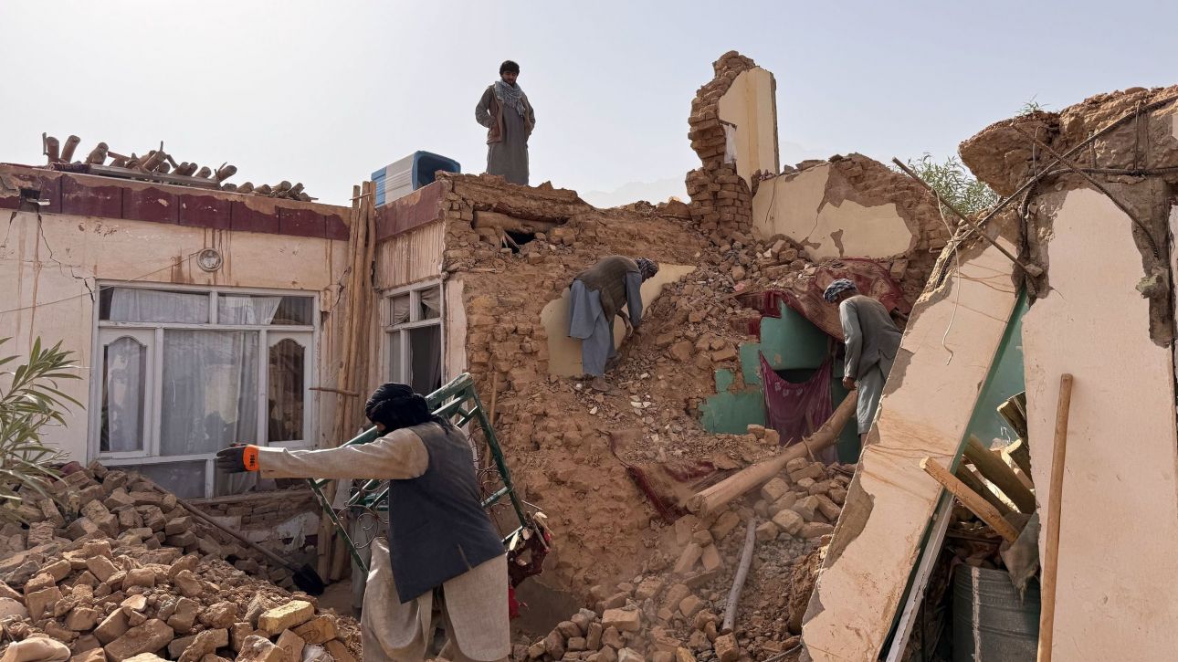Σεισμός Αφγανιστάν: Ξεκίνησε επιχείρηση για την απομάκρυνση των ερειπίων
