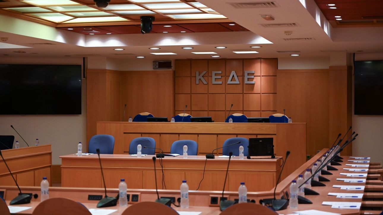 Συμβολικό λουκέτο την Τρίτη στους δήμους της χώρας βάζουν οι αιρετοί