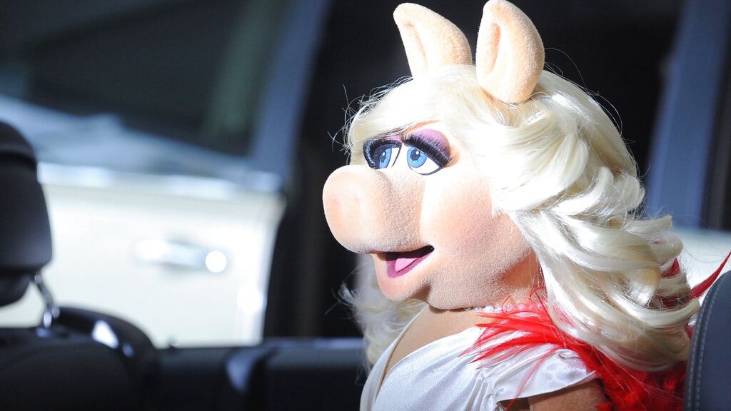 Miss Piggy: H εμβληματική ντίβα των Muppets ετοιμάζεται για τη μεγάλη οθόνη