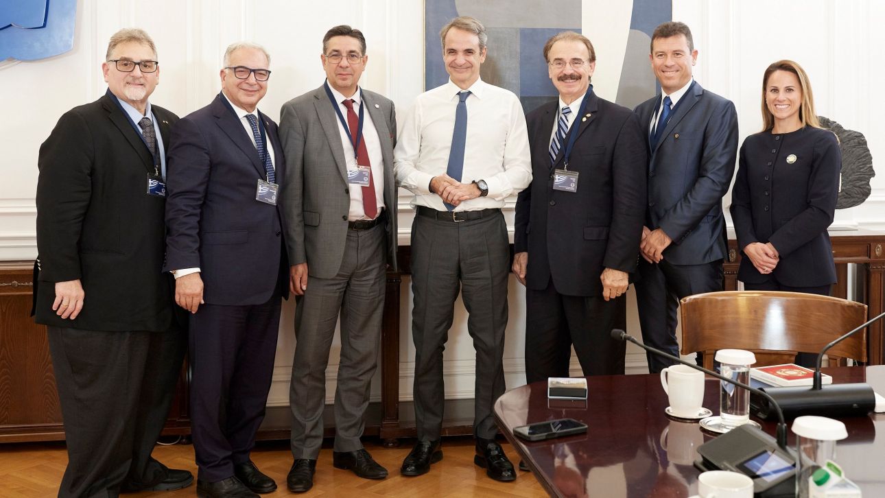 Συνάντηση Μητσοτάκη με αντιπροσωπεία της ομογενειακής οργάνωσης AHEPAΟ