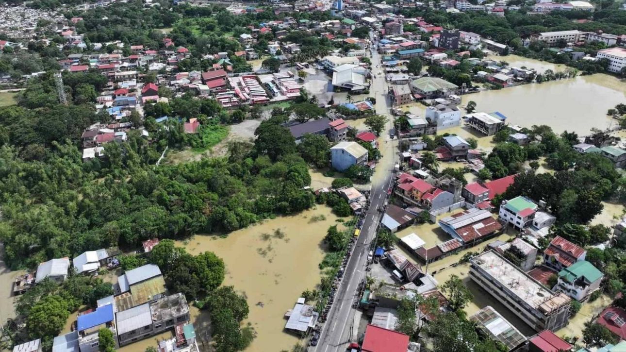 Φιλιππίνες: Καταστροφή αφήνει πίσω του ο τυφώνας Φουνγκ γουόνγκ - Αυξάνεται ο αριθμός των θυμάτων