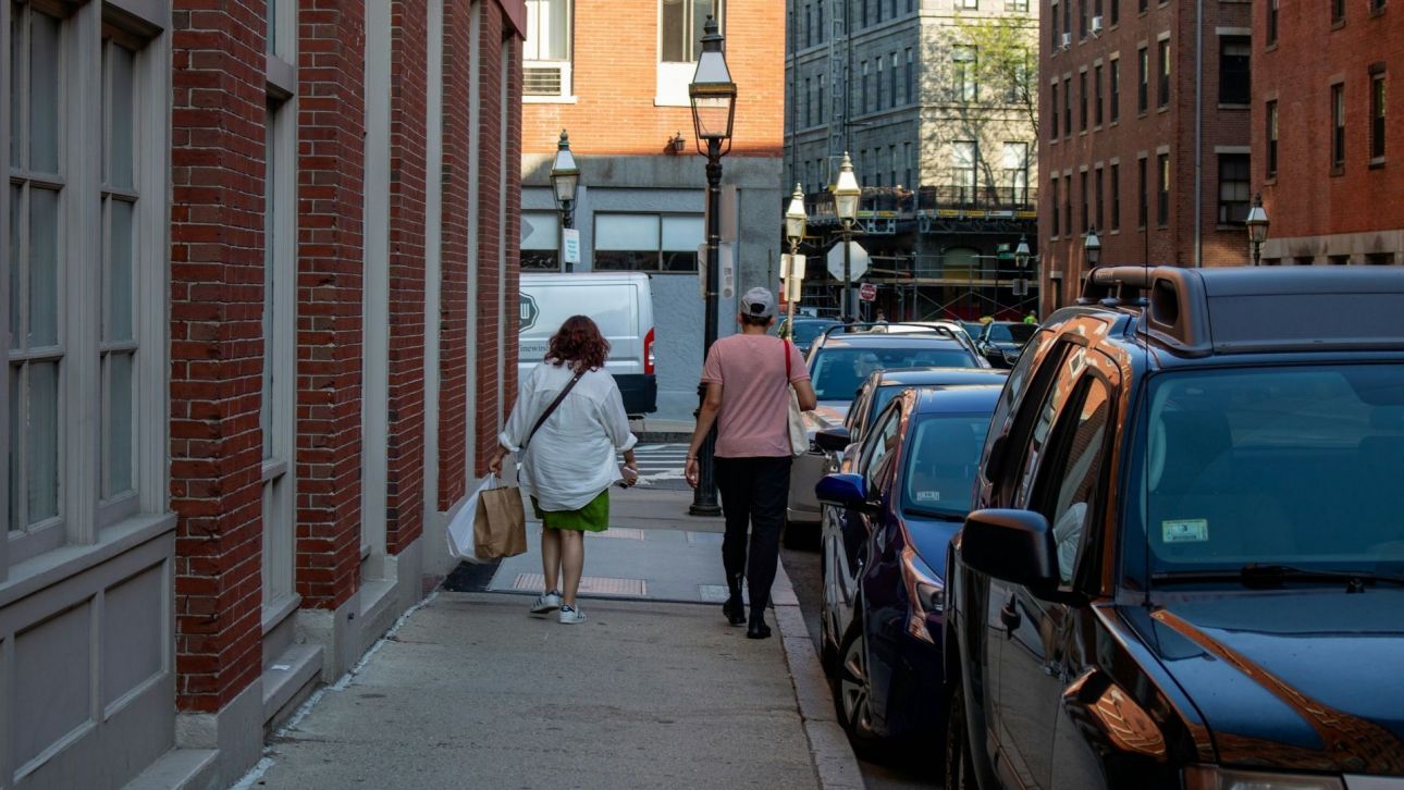 Σλοβακία: Από 1η Ιανουαρίου απαγορεύεται να περπατάς πολύ γρήγορα – Το πρόστιμο των 100 ευρώ