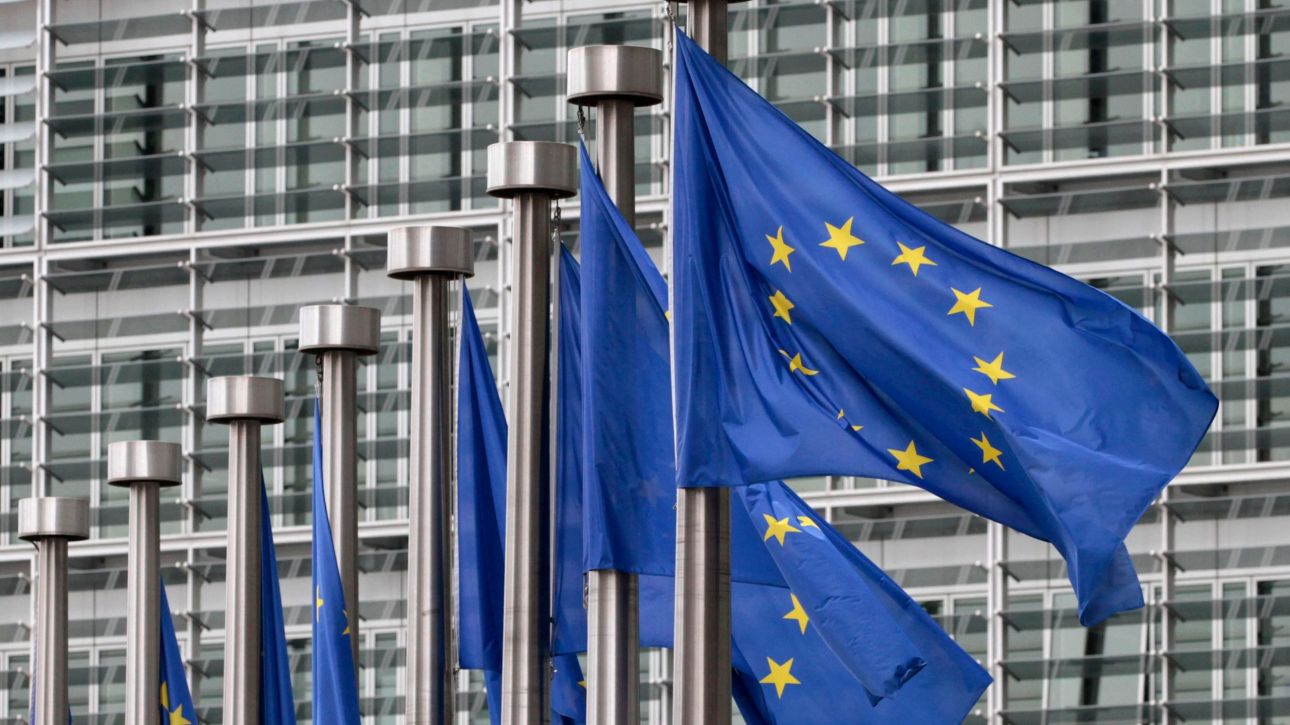 Financial Times: Η ΕΕ ιδρύει νέα υπηρεσία πληροφοριών υπό την Ούρσουλα φον ντερ Λάιεν