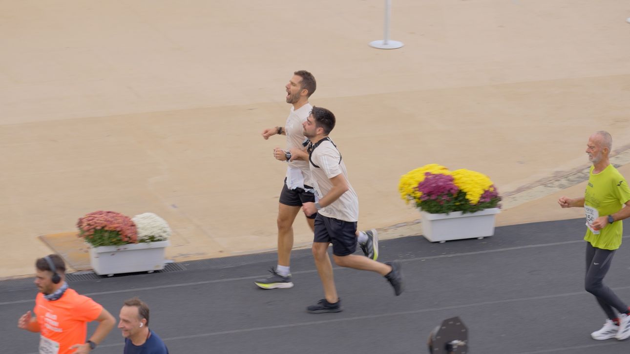 Ο Μαραθώνιος δεν είναι αγώνας, είναι συναίσθημα - Δείτε την ιστορία του Μάριου Σαρέλλα που εμπνέει