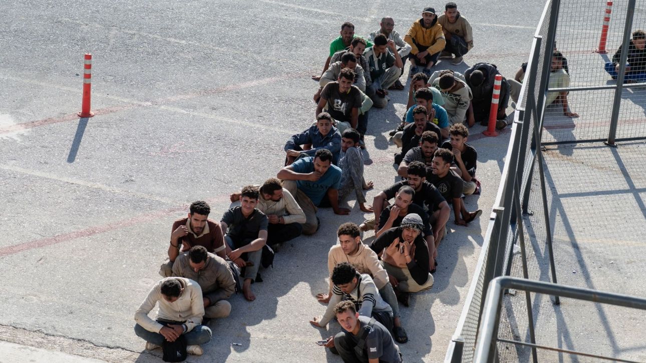 Στον Εισαγγελέα οι 30 μετανάστες που προκάλεσαν την εξέγερση στην δομή στις Σέρρες