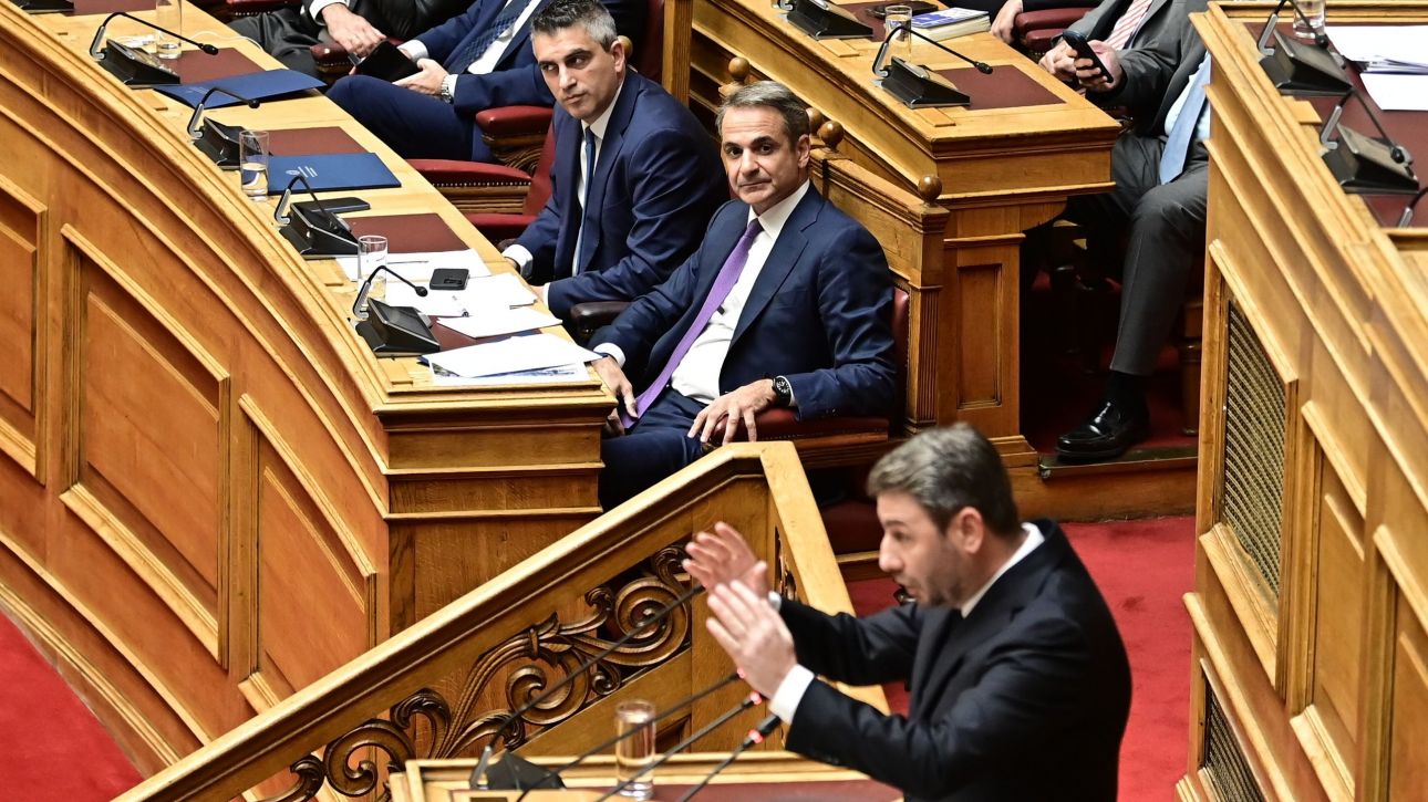 Βουλή: Σύγκρουση Μητσοτάκη- Ανδρουλάκη για την ακρίβεια: Το κόστος διαβίωσης, οι μισθοί και τα μέτρα