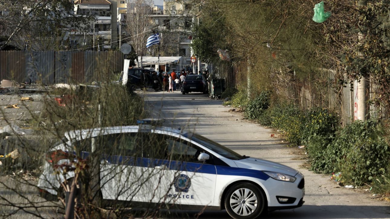 Σε εφαρμογή από σήμερα η αστυνόμευση των καταυλισμών Ρομά σε Αττική – Τι προβλέπει το σχέδιο