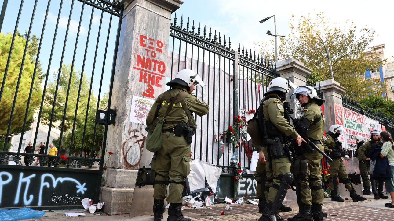 Πολυτεχνείο: 11 συλλήψεις και 43 προσαγωγές