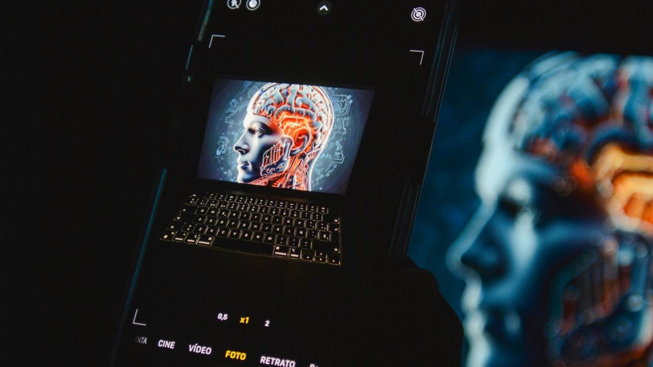 Όταν οι νεκροί σταρ ξαναζούν με AI: Τι μέλλει γενέσθαι με τα «αστέρια» του κινηματογράφου;