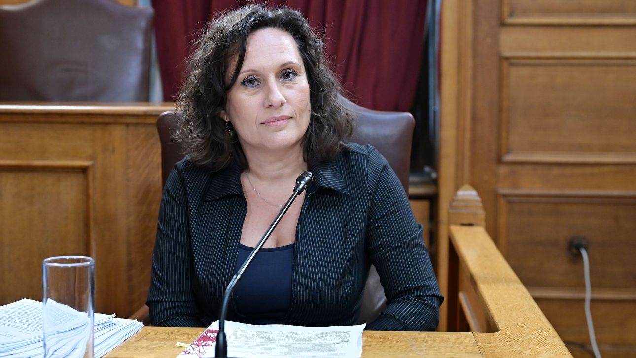 ΟΠΕΚΕΠΕ: Κόντρα ΝΔ - ΠΑΣΟΚ για την κατάθεση της Ζωής Πολιτοπούλου στην Εξεταστική Επιτροπή