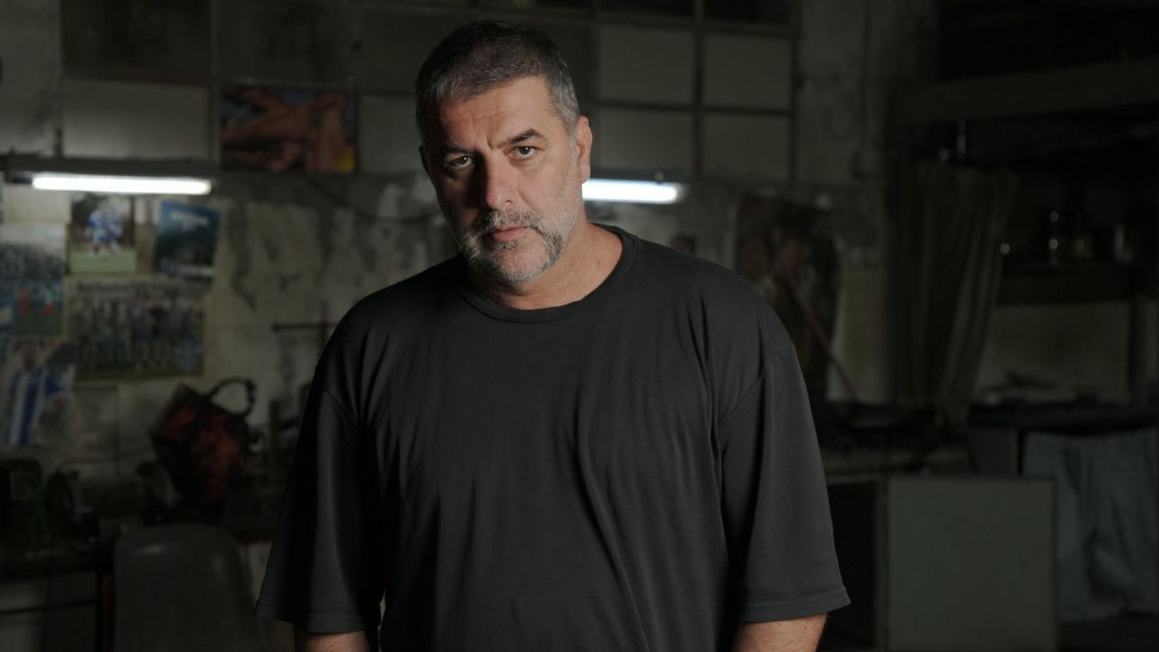 Βασίλης Μπισμπίκης: Κάποιες φορές λέω ότι είμαι λίγος και άλλες βρίσκω την αυτοπεποίθησή μου