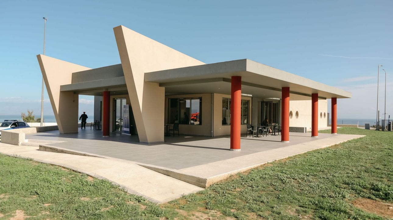 Εγκαινιάστηκε ο σταθμός εξυπηρέτησης βαρεών οχημάτων στην Αθηνών-Πατρών