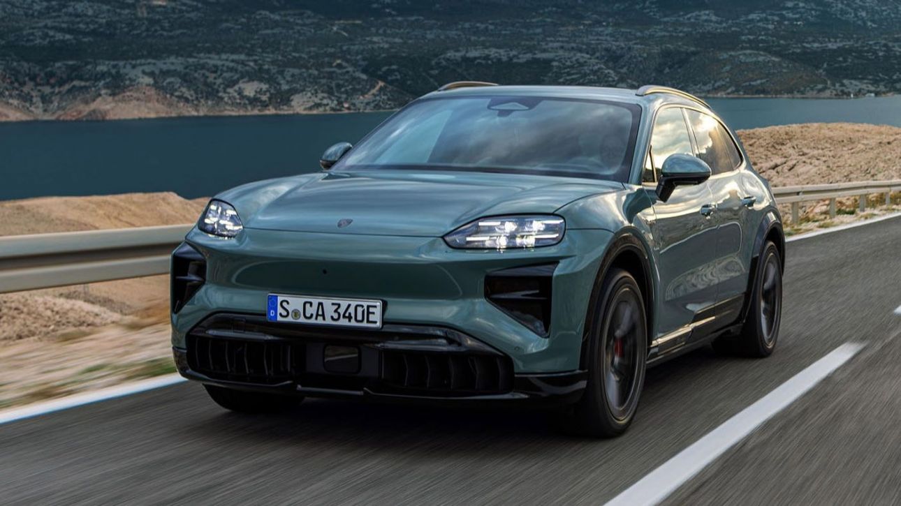 Η καινούργια Porsche Cayenne είναι φουλ ηλεκτρική