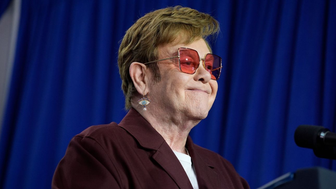 O Σερ Έλτον Τζον αποκάλυψε ότι είναι πλέον τυφλός από το ένα μάτι