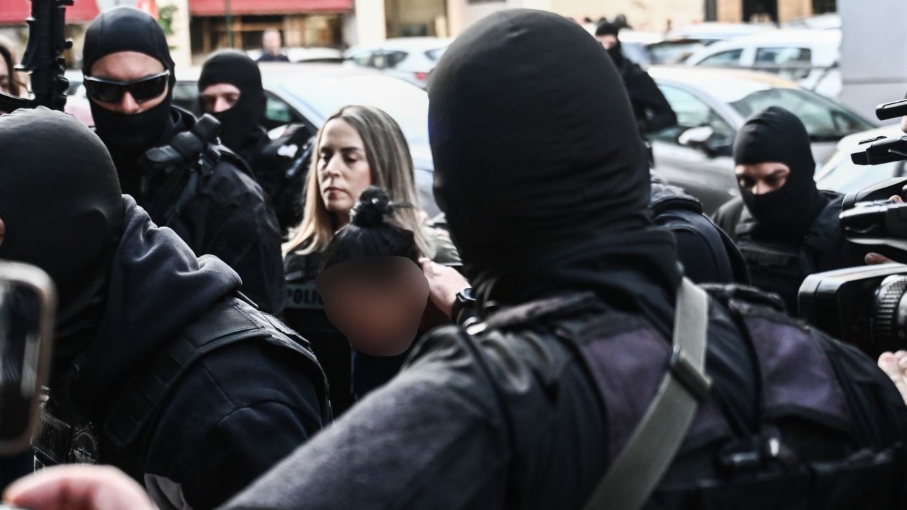 «Βρήκα ένα μαχαίρι και τη χτύπησα»: Η κυνική ομολογία της 45χρονης που σκότωσε την πεθερά της