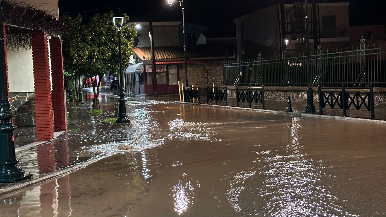 Η κακοκαιρία Adel «σφυροκοπά» τη χώρα: Προβλήματα σε Κέρκυρα, Αιτωλοακαρνανία – Ήχησαν 112