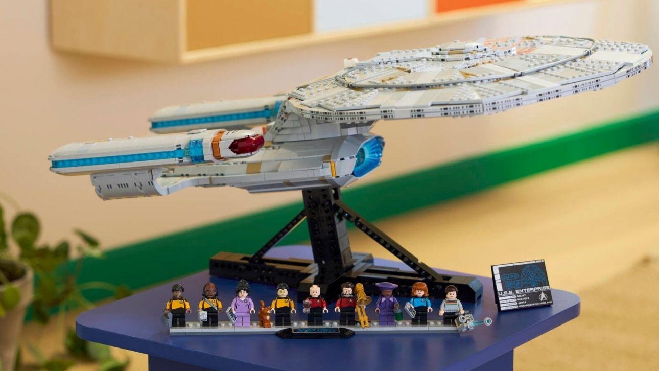 Πρώτη φορά Star Trek από τη Lego: To Enterprise των 3.600 κομματιών