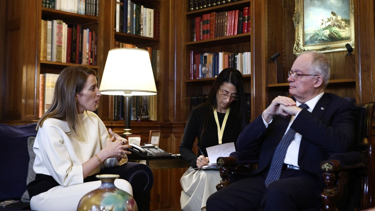 Τασούλας σε Μέτσολα: «Η Ευρώπη αντιμετωπίζει προκλήσεις με την Ουκρανία και την Άμυνα»