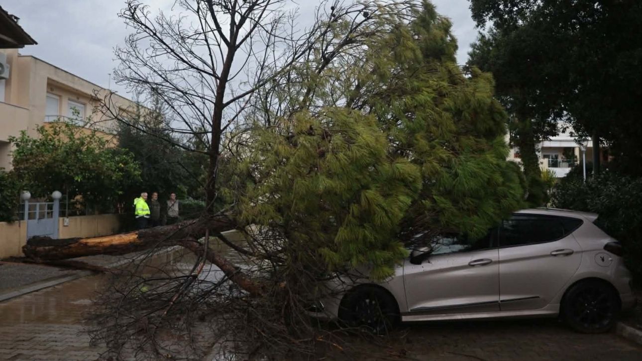 &Alpha;&pi;&omicron;&zeta;&eta;&mu;&iota;ώ&sigma;&epsilon;&iota;&sigmaf; 11,8 &epsilon;&kappa;&alpha;&tau;. &epsilon;&upsilon;&rho;ώ &gamma;&iota;&alpha; &tau;&iota;&sigmaf; &kappa;&alpha;&kappa;&omicron;&kappa;&alpha;&iota;&rho;ί&epsilon;&sigmaf; Adel &kappa;&alpha;&iota; Byron - &Omicron; &alpha;&pi;&omicron;&lambda;&omicron;&gamma;&iota;&sigma;&mu;ό&sigmaf; &tau;&omega;&nu; &alpha;&sigma;&phi;&alpha;&lambda;&iota;&sigma;&tau;&iota;&kappa;ώ&nu;