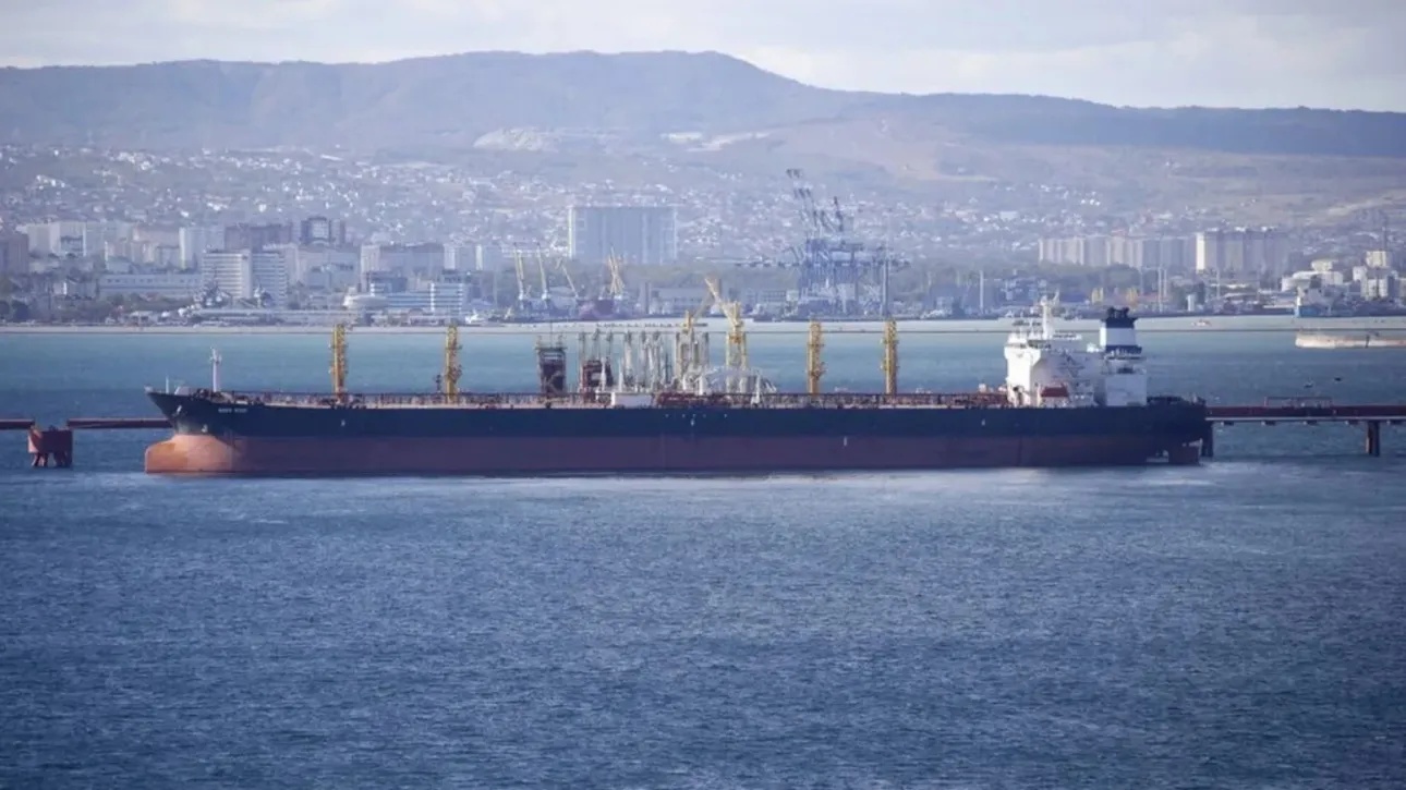 Το Ιράν κατάσχεσε δεξαμενόπλοιο με λαθραίο πετρέλαιο στον κόλπο του Ομάν