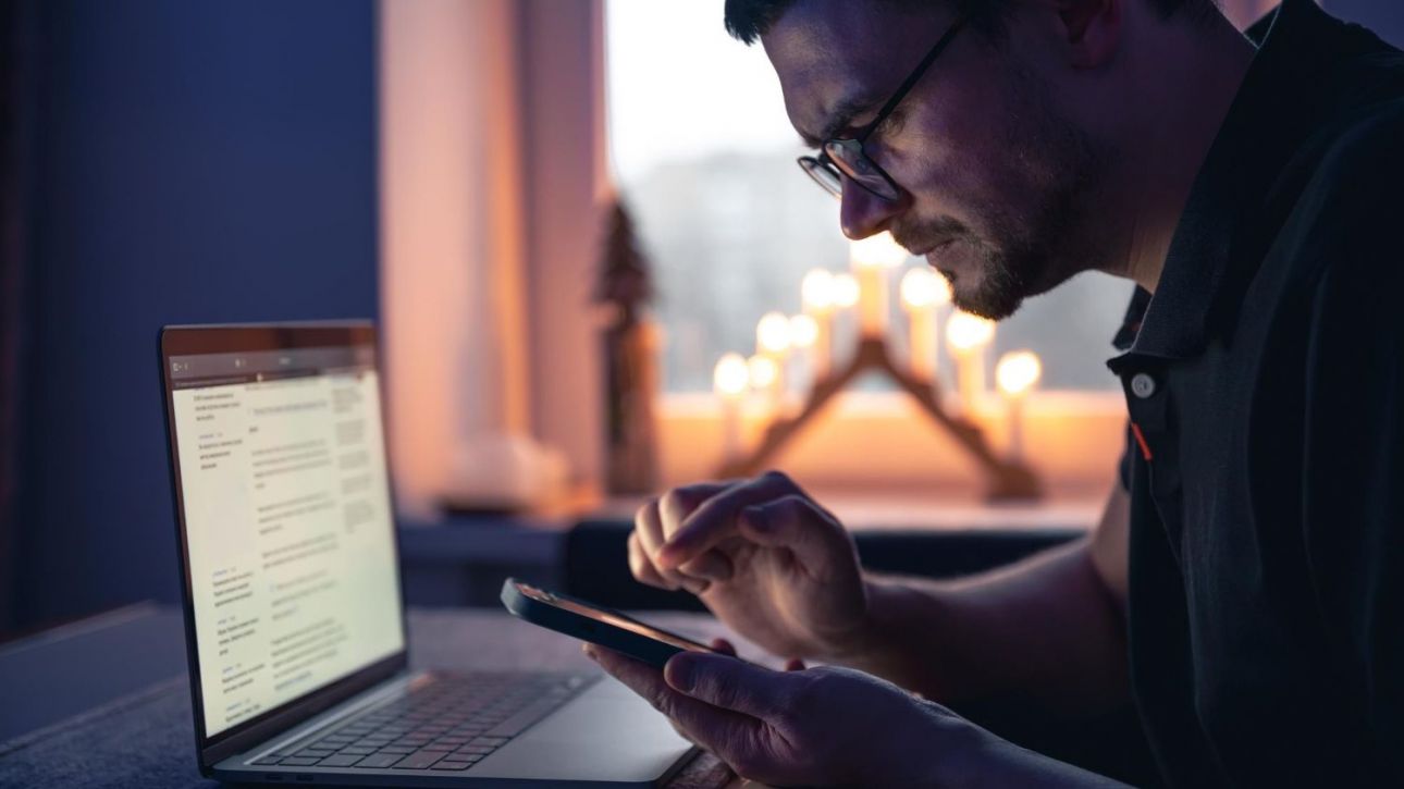 Τι είναι η «ψύχωση ChatGPT» για την οποία προειδοποιούν οι ειδικοί