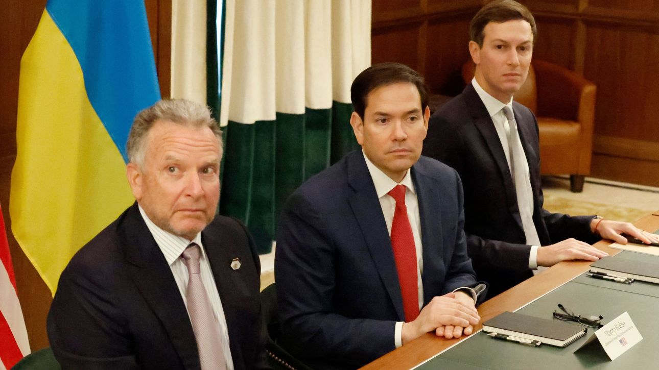 Ουκρανικό: Στις «συμπληγάδες» του Κρεμλίνου