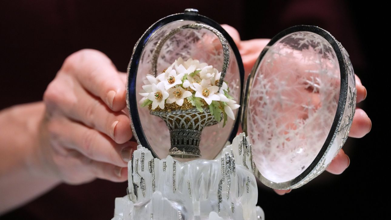 Το Χειμερινό Αυγό Φαμπερζέ πωλήθηκε σε δημοπρασία στην τιμή ρεκόρ των 26 εκατομμυρίων ευρώ