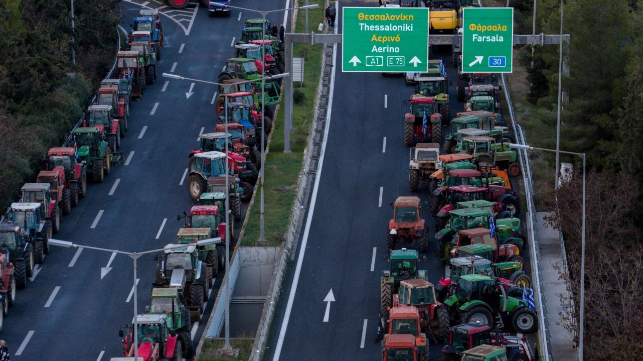 Οι αγρότες ξεκινούν αποκλεισμούς αεροδρομίων: «Είναι προειδοποίηση – Δεν κάνουμε πίσω»