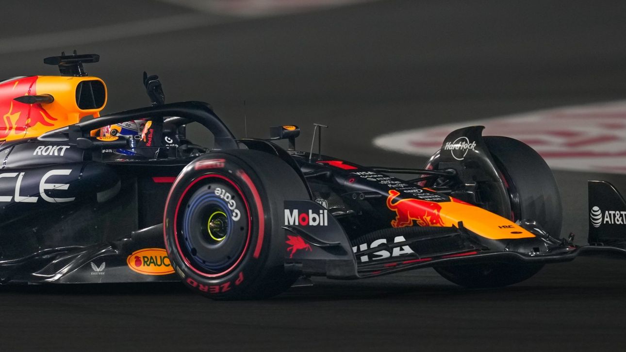 Φόρμουλα 1: Εξασφάλισε την pole position ο Μαξ Φερστάπεν – «Μάχη» για τον τίτλο με Νόρις