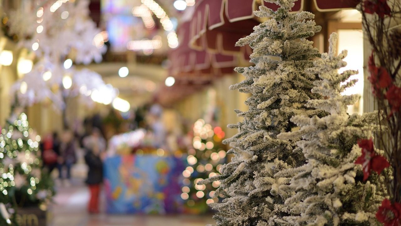 Εορταστικό ωράριο Χριστουγέννων: «Πρεμιέρα» την Πέμπτη 11 Δεκεμβρίου