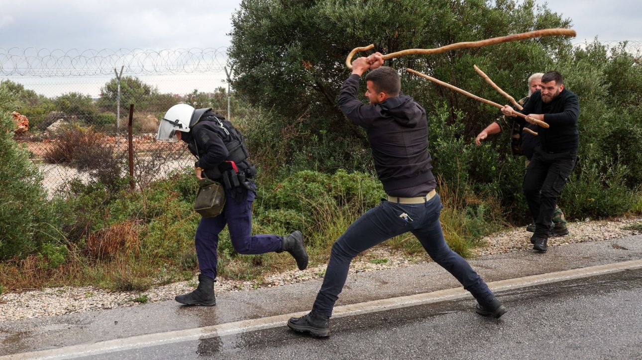 Liveblog: Αγρότες εισέβαλαν στα αεροδρόμια Ηρακλείου, Χανίων - Τραυματίστηκαν αστυνομικοί