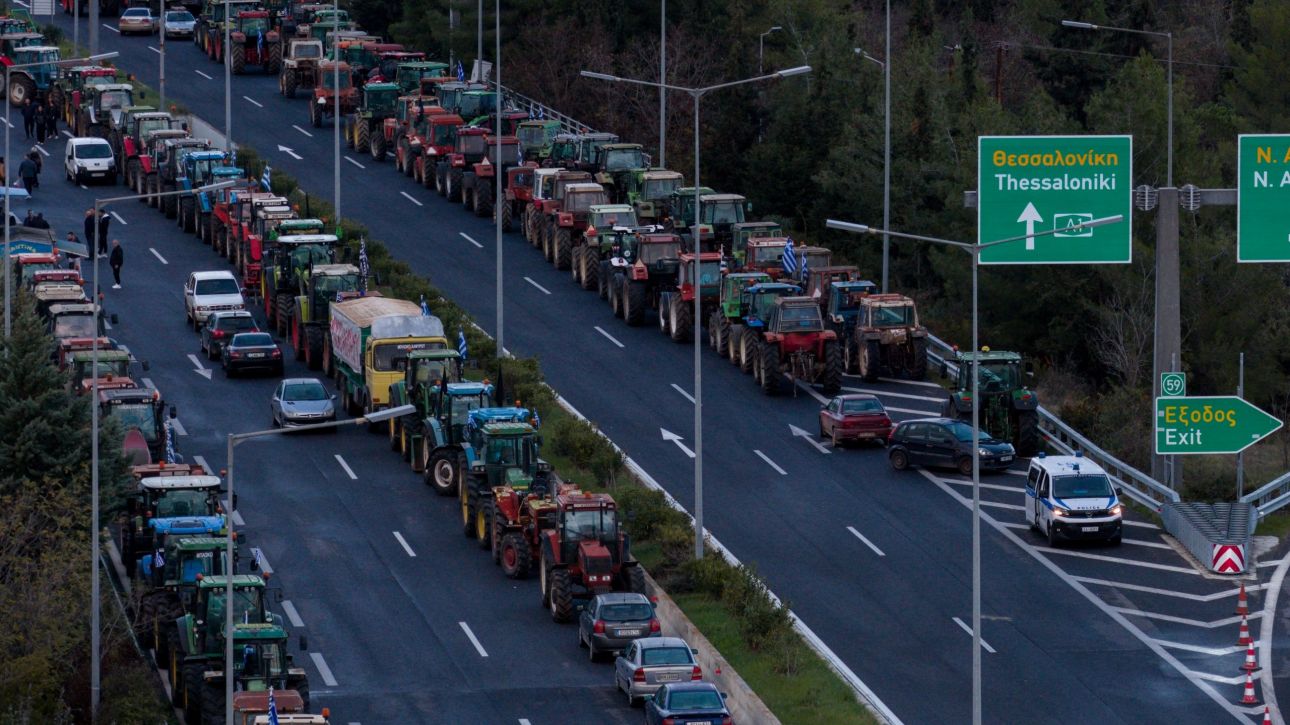 «Ώρα μηδέν» για την κυβέρνηση στα μπλόκα – Διπλό μήνυμα Καραμανλή για αγρότες και ΕΛΤΑ