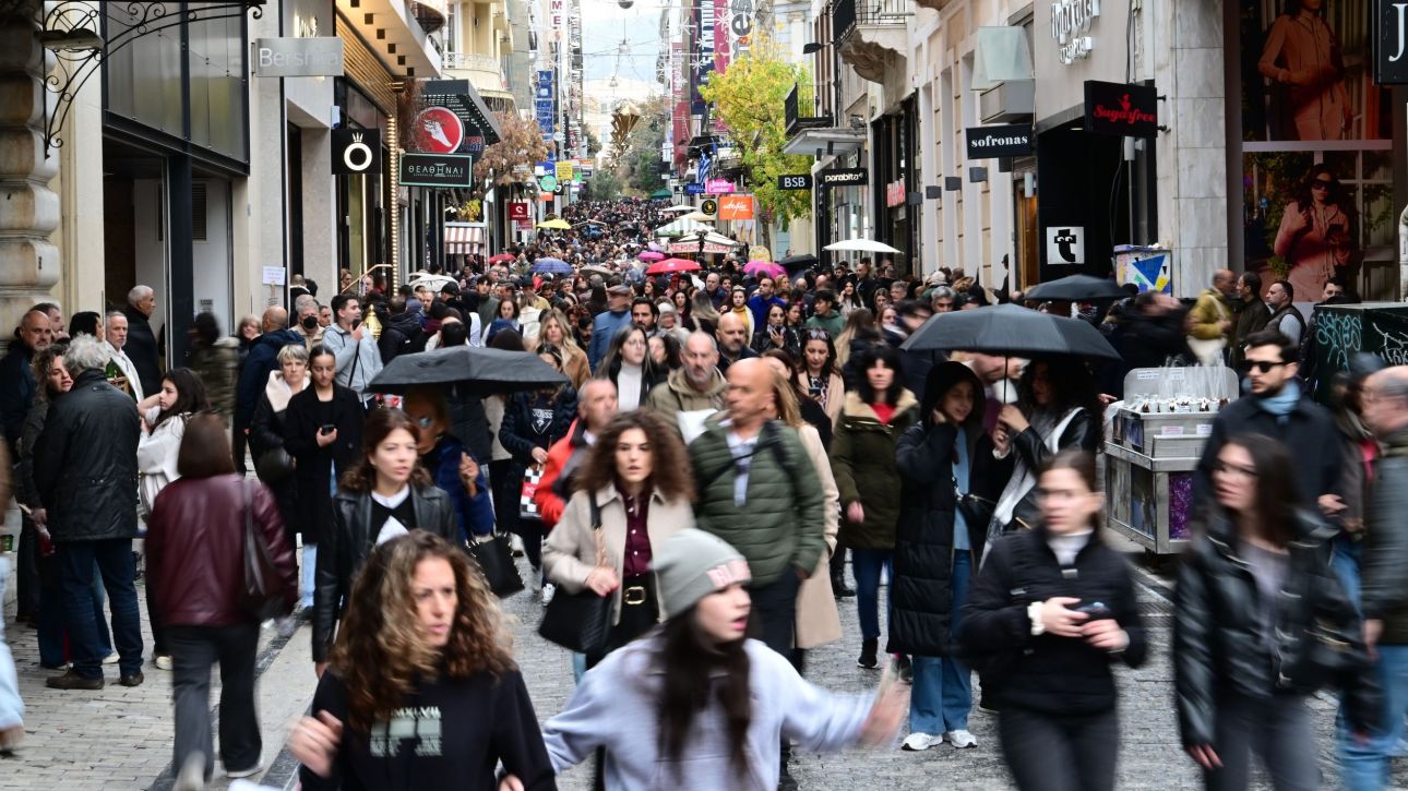 Λιανεμπόριο: Οι αγορές των Χριστουγέννων η τελευταία ευκαιρία για θετική πορεία το 2025