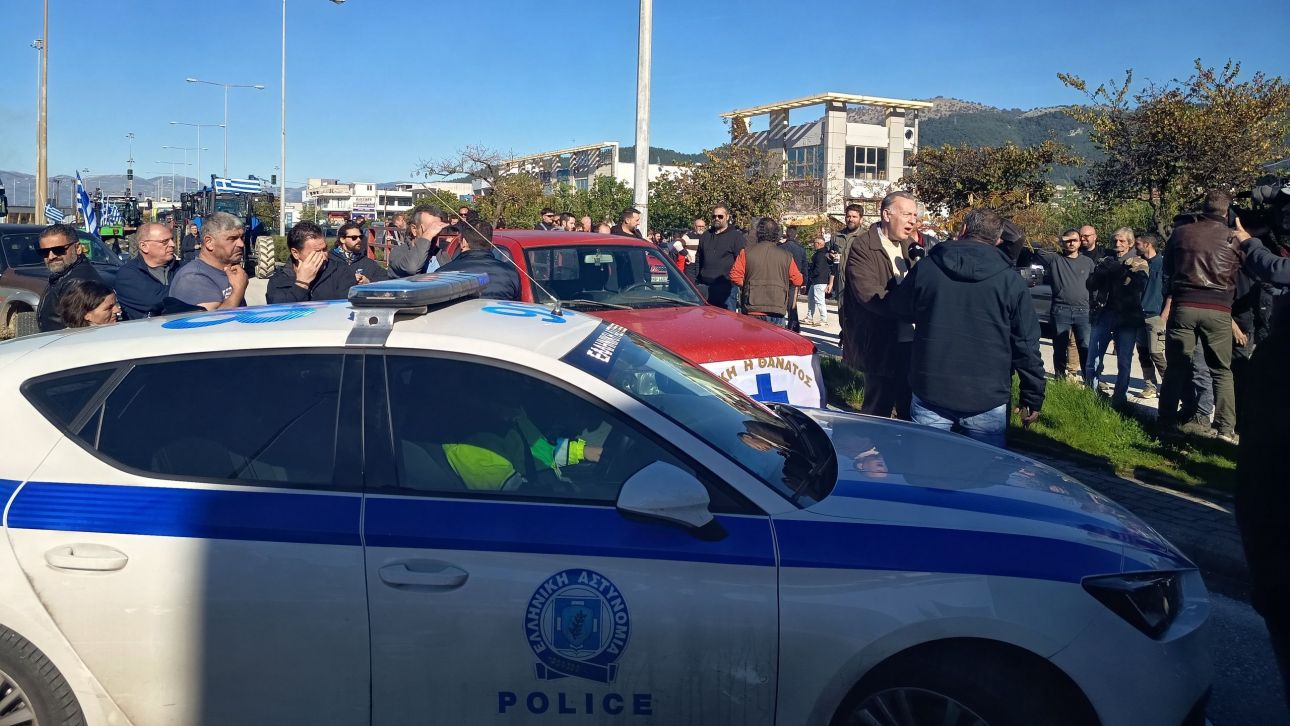 Σε εξέλιξη η κινητοποίηση των αγροτών στην Ηγουμενίτσα